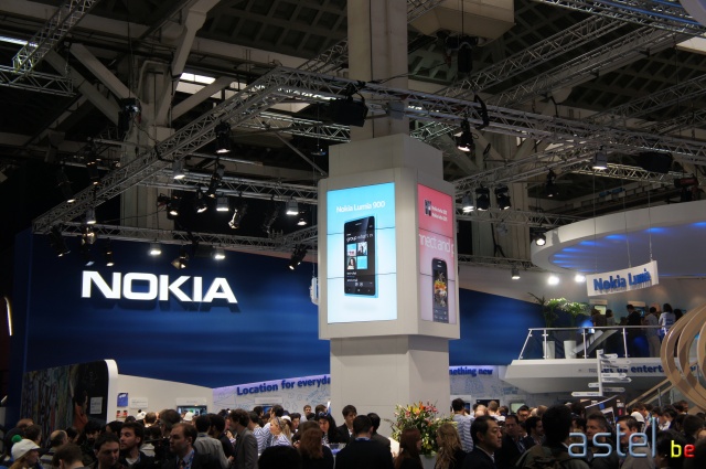 Stand Nokia