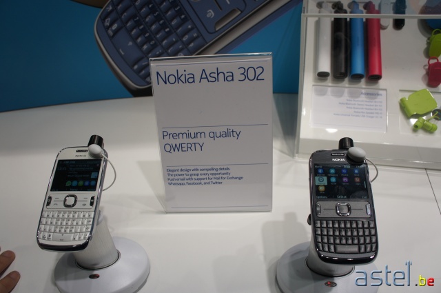 Stand Nokia