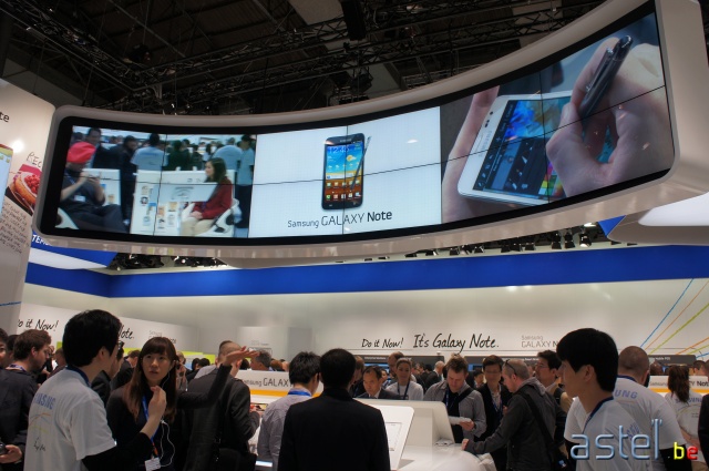 Stand Samsung